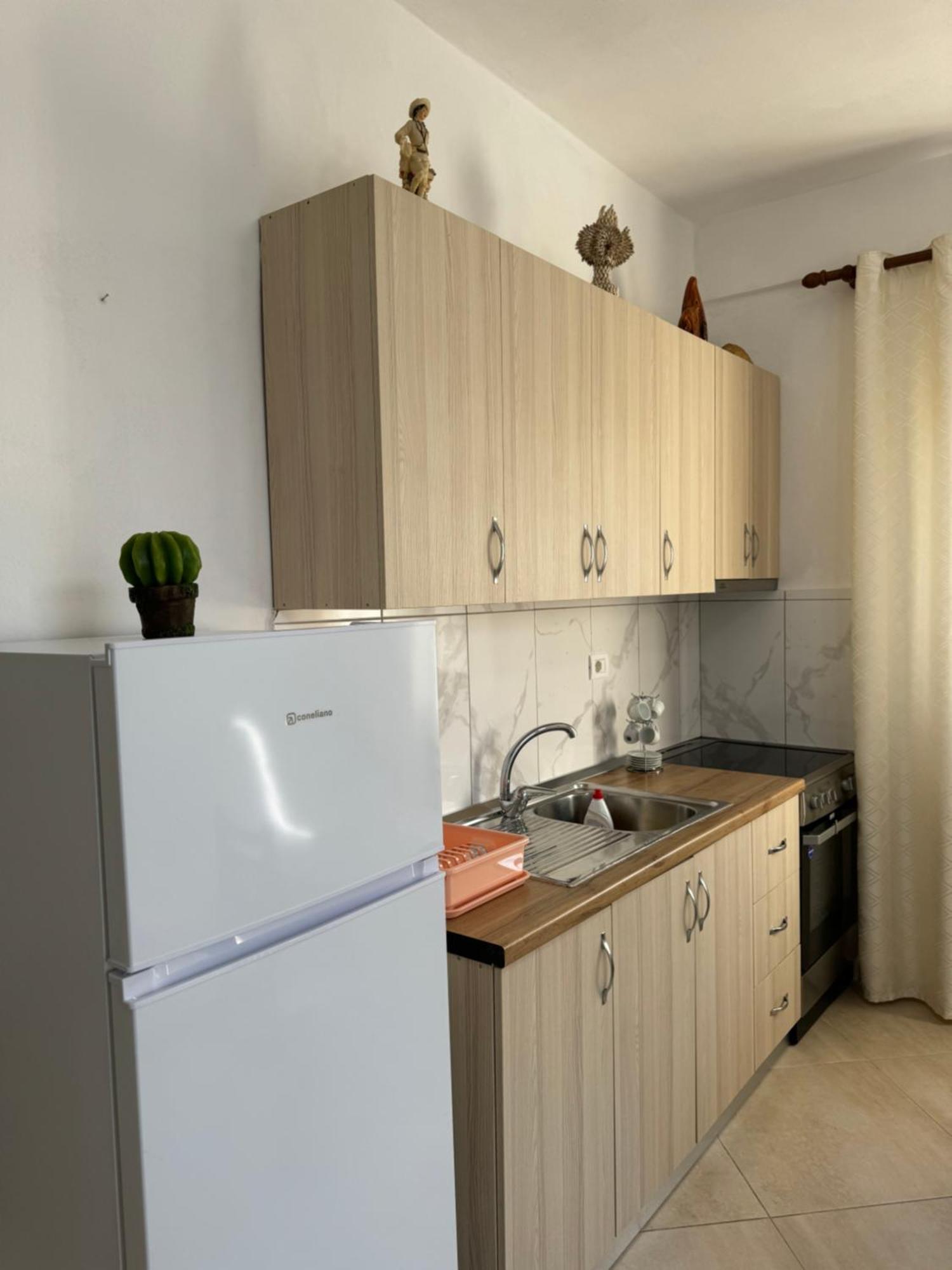 Holiday Apartments Durrës Buitenkant foto
